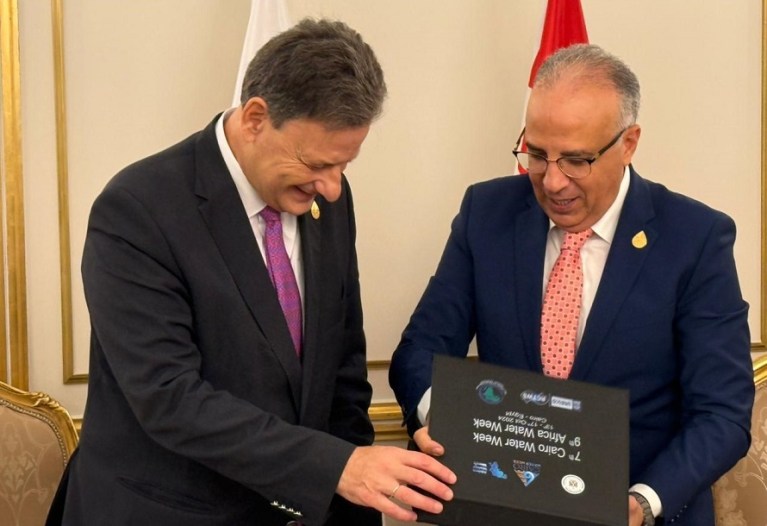 c0c231aa35354e87a9ea3e74875d692a