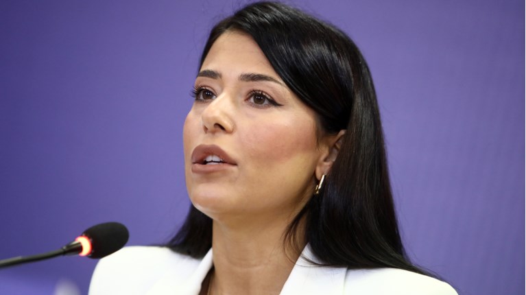 Αφροδίτη Λατινοπούλου Κατατέθηκε η αγωγή της κατά του Κυριάκου Βελόπουλου