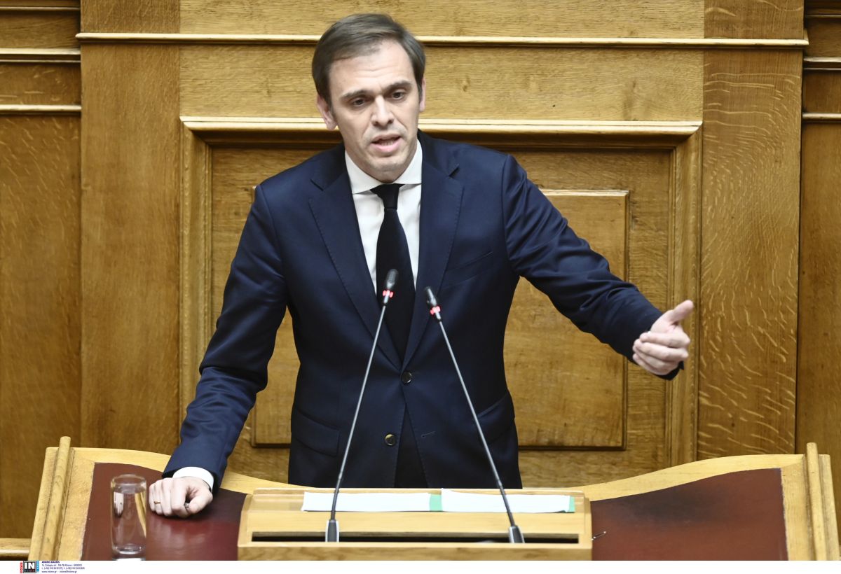 Δημήτρης Μάντζος,