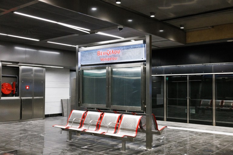 ΘΕΣΣΑΛΟΝΙΚΗ ΞΕΝΑΓΗΣΗ ΣΤΟ ΜΕΤΡΟ