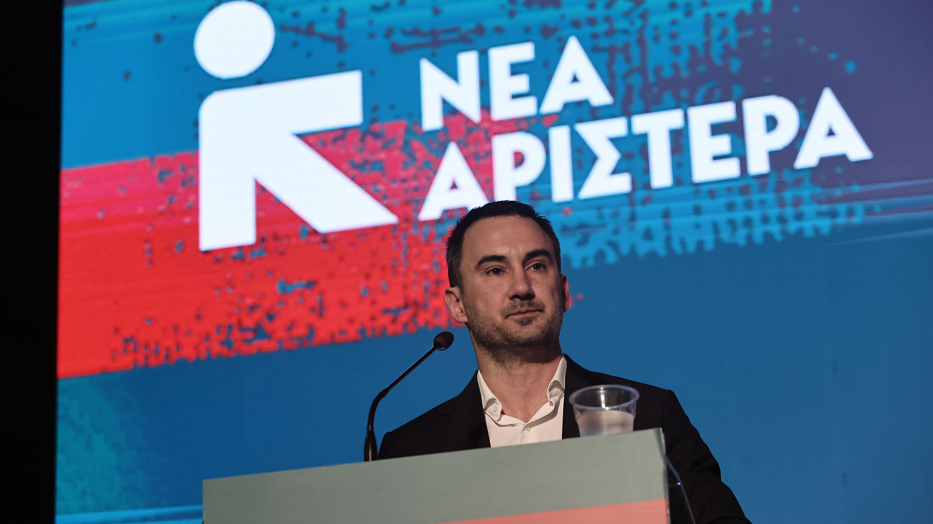 Η Νέα Αριστερά γίνεται κόμμα