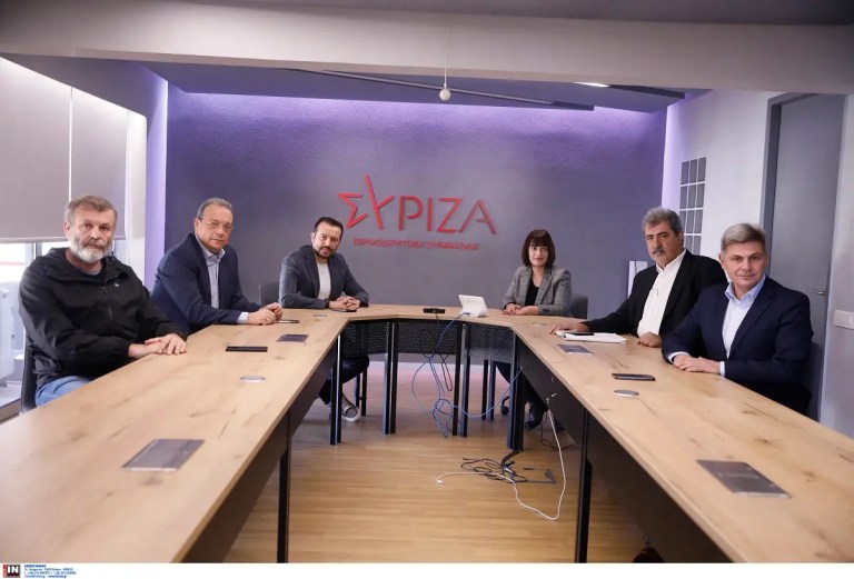 Συνάντηση Ρ. Σβίγκου με τους τέσσερις υποψήφιους και τον πρόεδρο της ΚΟ