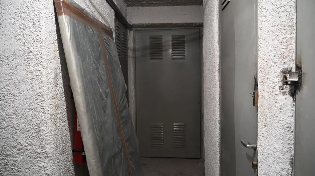 Συνελήφθη 49χρονος για την αποθήκη με τα όπλα και τα εκρηκτικά στο Παγκράτι