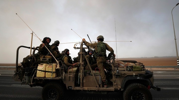 Το Ισραήλ αναμένεται να αποφασίσει απόψε αν θα συμφωνήσει σε κατάπαυση του πυρός με τη Χεζμπολά