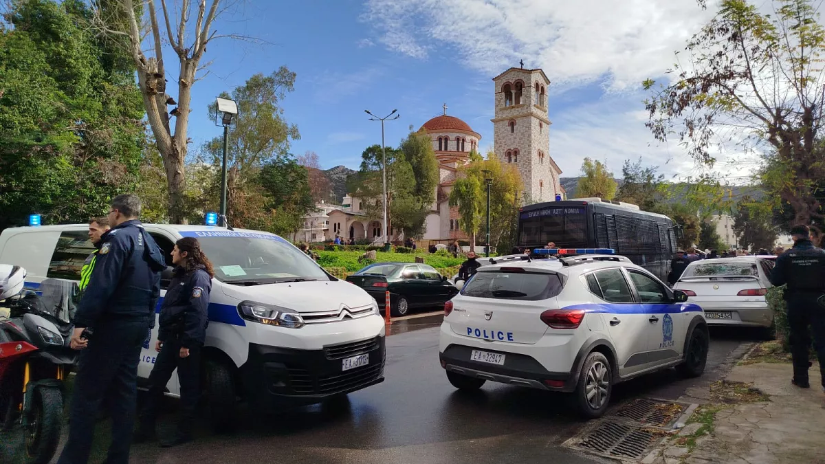 Επεισόδιο με πυροβολισμούς στη Γλυφάδα - 2 νεκροί και ένας τραυματίας