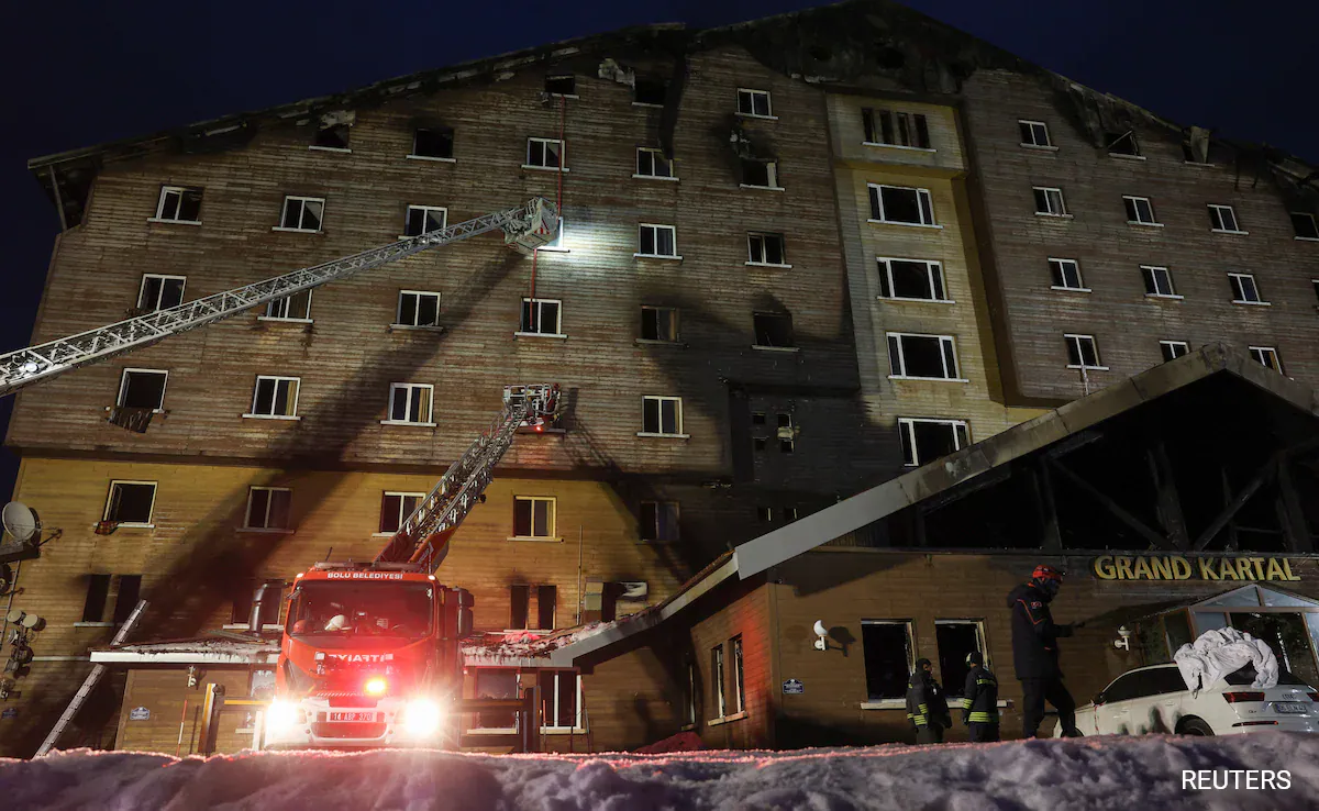 0c5jpkmg_turkey-hotel-fire_625x300_24_January_25