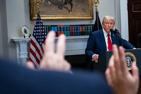 23nat-transgender-inmates-kfcb-articleLarge