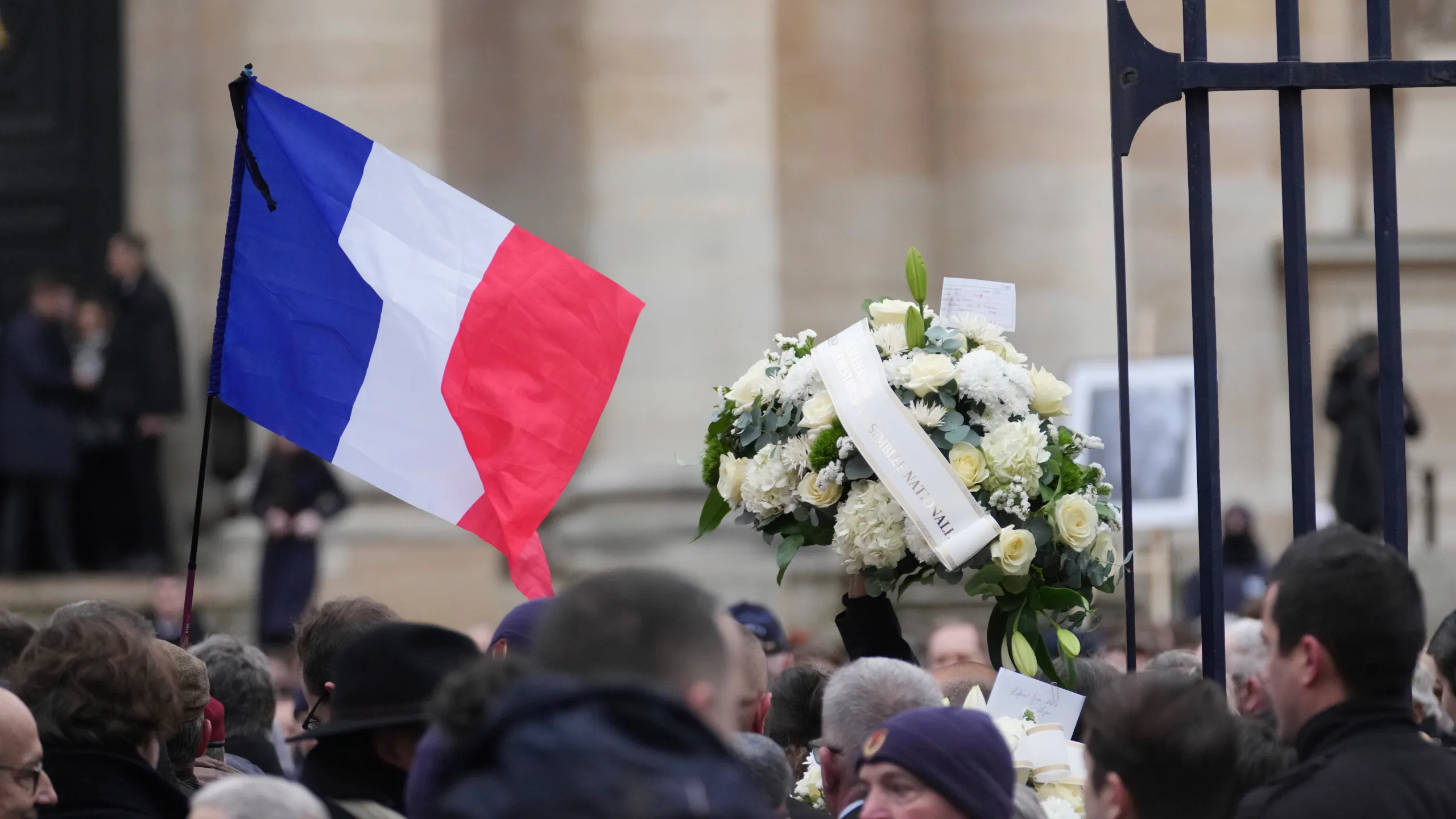 6788ff7e4de652.08507538