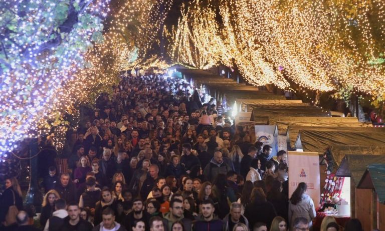 7766037f-9be2de3c-E41A8814