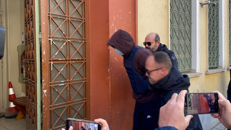 arthrou-serres-dikastiria