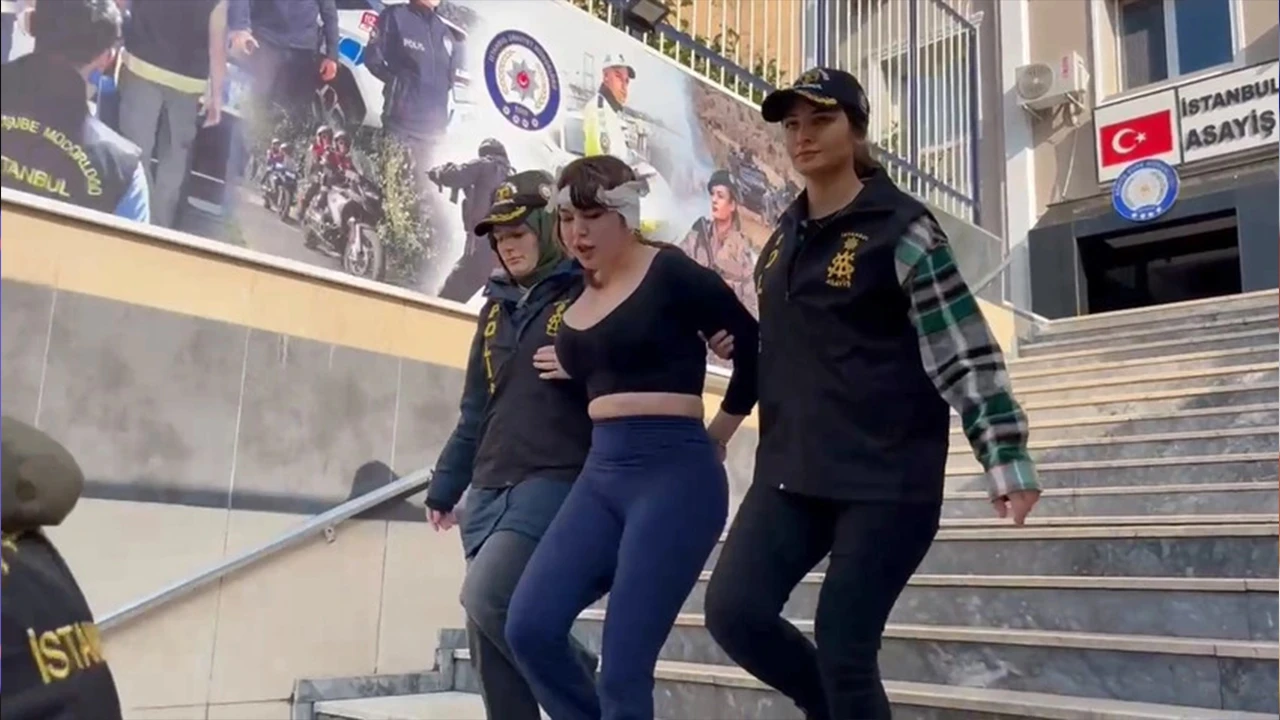 azra-ay-vandan-tutuklandi