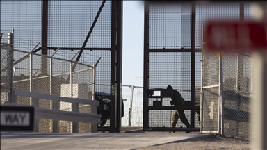 thumbs_m_c_e7d58bc69cf7521d66adb5914aa90fd7