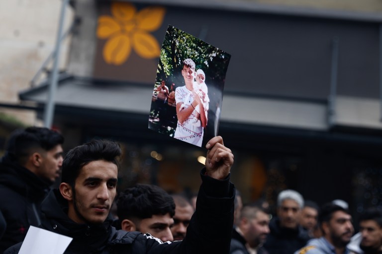 16χρονος; demonstration, protest; Θεσσαλονίκη; Ρομά; διαδήλωση; διαδηλωτές; δικαστήρια;