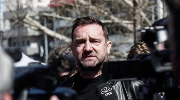 51988a7f3470442398e512b7e0b79732