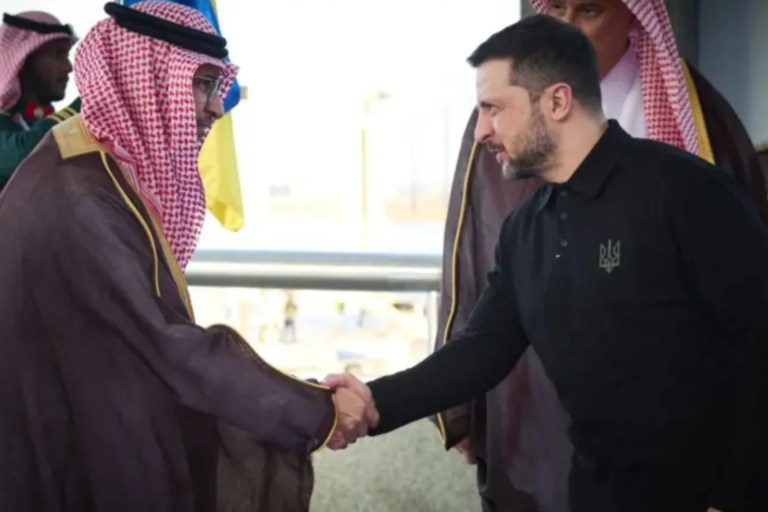 e53b9d825a35e24a7ab41c65a727e041_XL