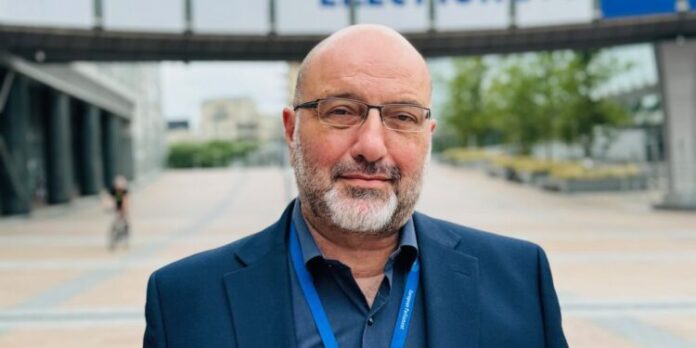 arnaoutoglou-sakis-696x348