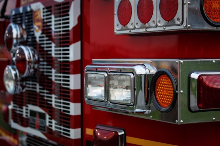 photo-1751554727281-dcad22bee1fa