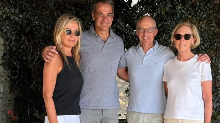 21458b0149b140ff9a214a1881e56d66