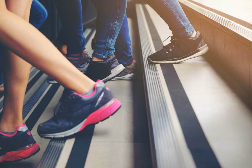 premium_photo-1664303769067-003d34c3a699