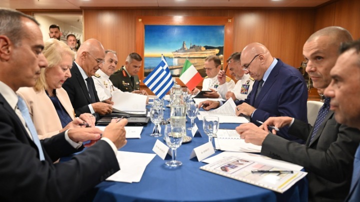 w29-173327DendiasCrosetto