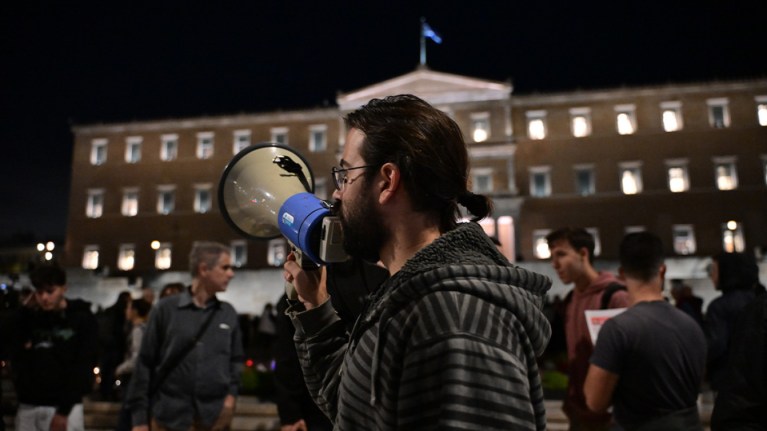 xrwma-sygkentrosi (1)