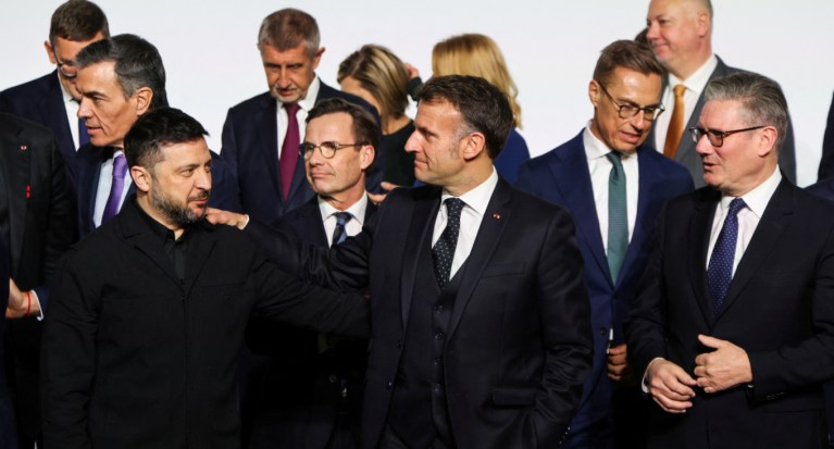 symmaxia-parisi-mak1