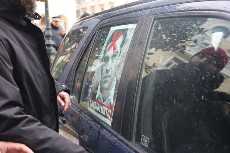 tsipras_anepithimitos_entasi1