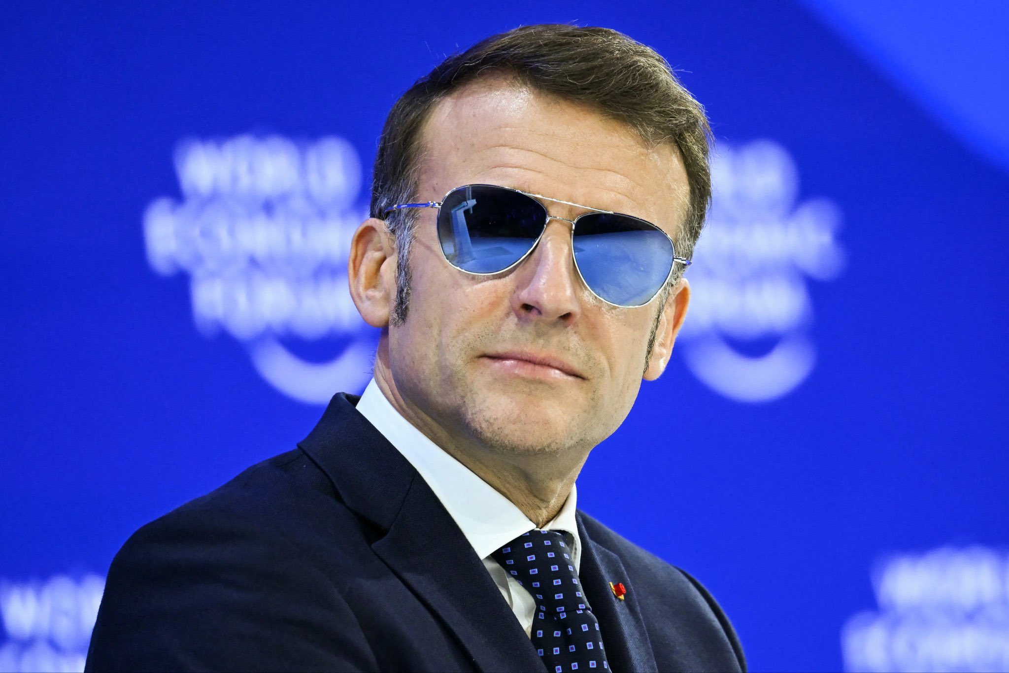 MACRON