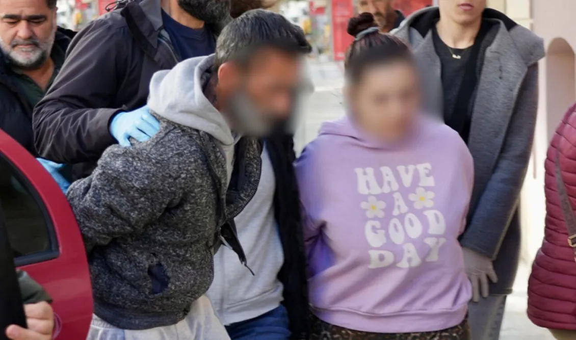 dolofonia-mikros-aggelos