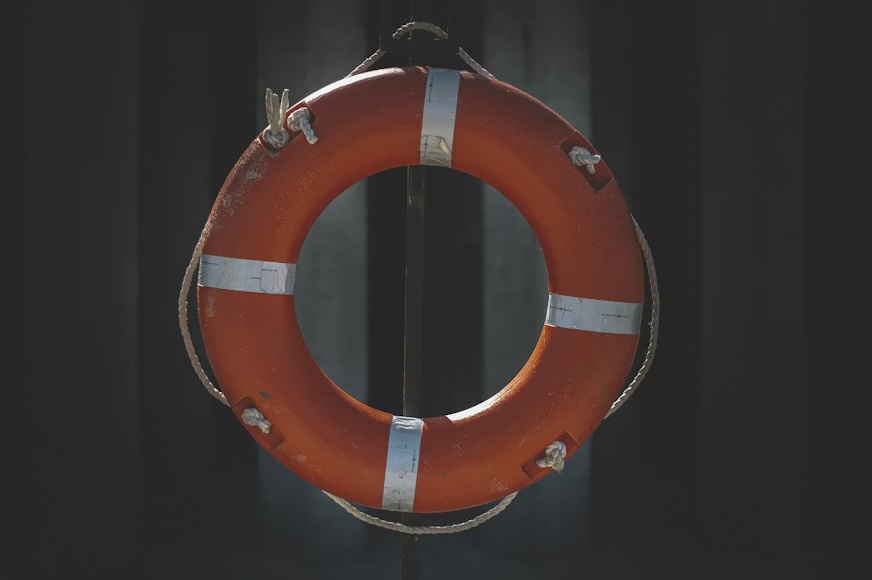 photo-1626095824320-35bb3d664b97