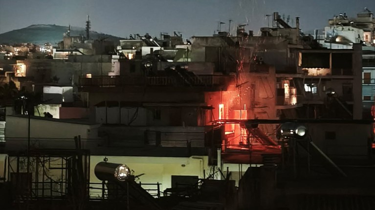 xrwma-fotia-nea-xalkidona