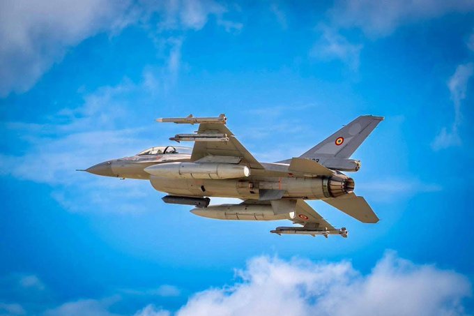 HN-65sMaYAAA-97