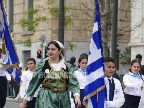 Μαθητική παρέλαση 25ης Μαρτίου - Αθήνα Κέντρο