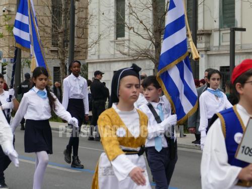 Μαθητική παρέλαση 25ης Μαρτίου - Αθήνα Κέντρο